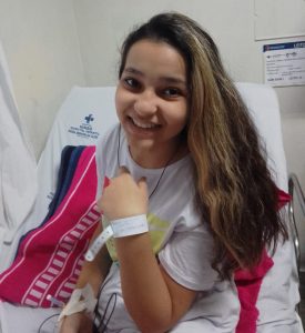Izabely Cristina das Chagas de Almeida foi diagnosticada com câncer. Foto: Arquivo Pessoal