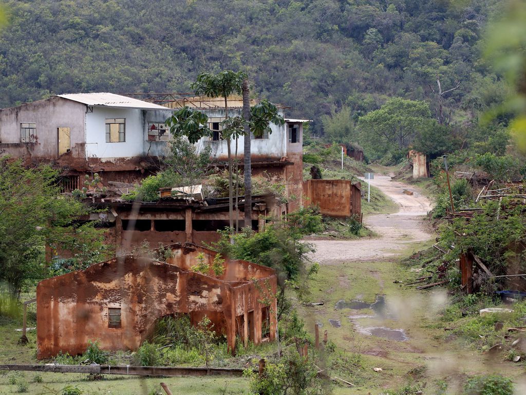 Comunidade de Bento Rodrigues, em Mariana (MG), devastada pela lama. Foto: Tânia Rêgo/Agência Brasil