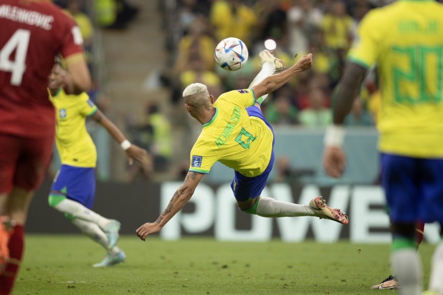 Richarlison em jogo contra a Sérvia. Foto: Lucas Figueiredo/CBF