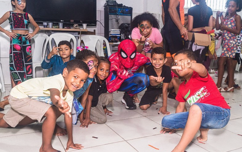 Ação no Instituto Vovô Chiquinho. Foto: Reprodução/Instagram