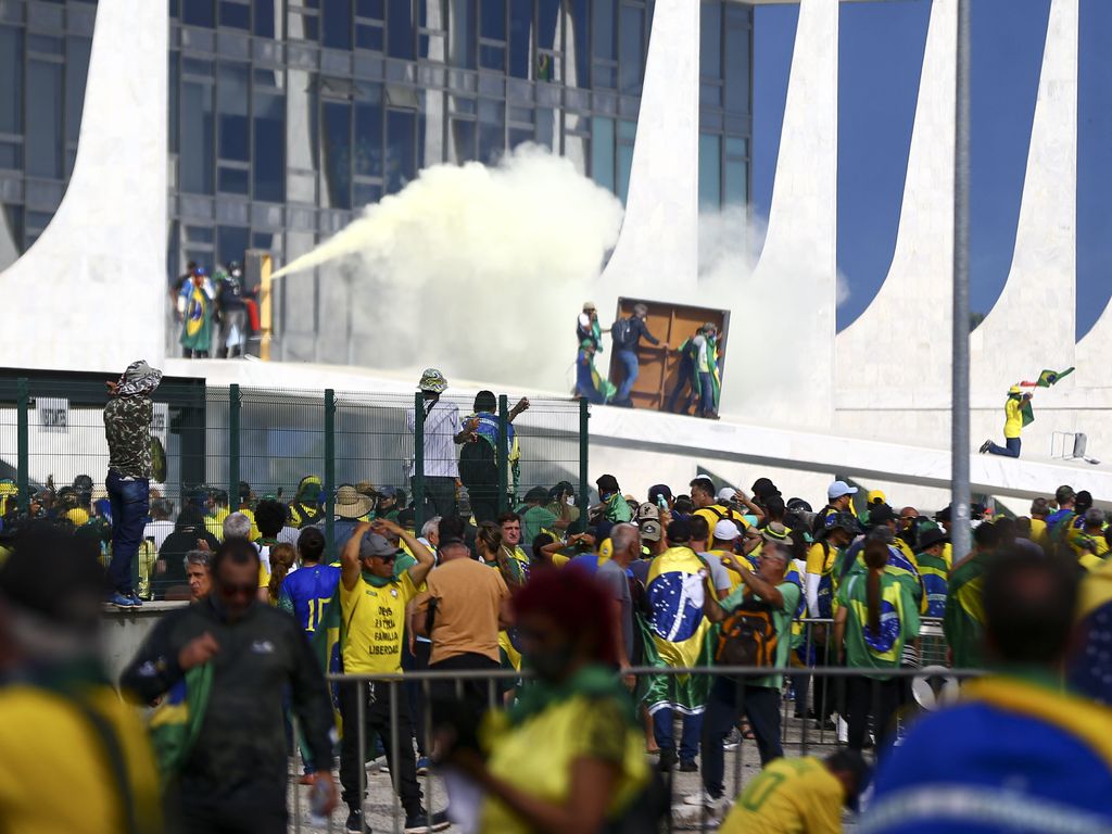 Manifestantes invadem Congresso, STF e Palácio do Planalto. Foto: Marcelo Camargo/Agência Brasil