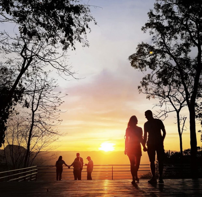 Pôr do Sol no Parque da Fonte da Grande, em Vitória. Foto: Jaqueline Pungal
