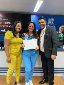 Homenagem a assistente social Sidilea Favero na Câmara de Vereadores de Vila Velha. Foto: Divulgação