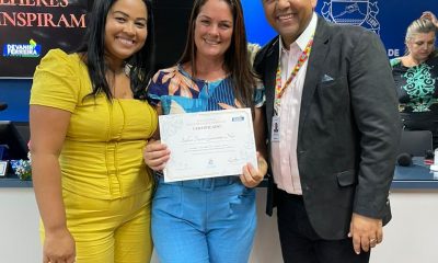 Homenagem a assistente social Sidilea Favero na Câmara de Vereadores de Vila Velha. Foto: Divulgação