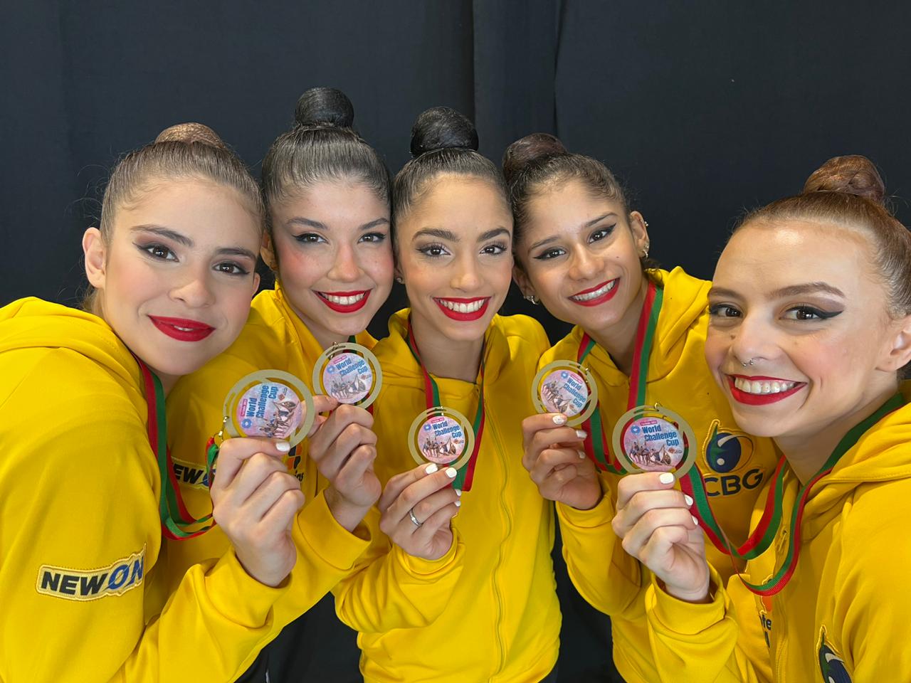 Conjunto do Brasil de ginástica rítmica conquista ouro inédito. Foto: Divulgação/CBG