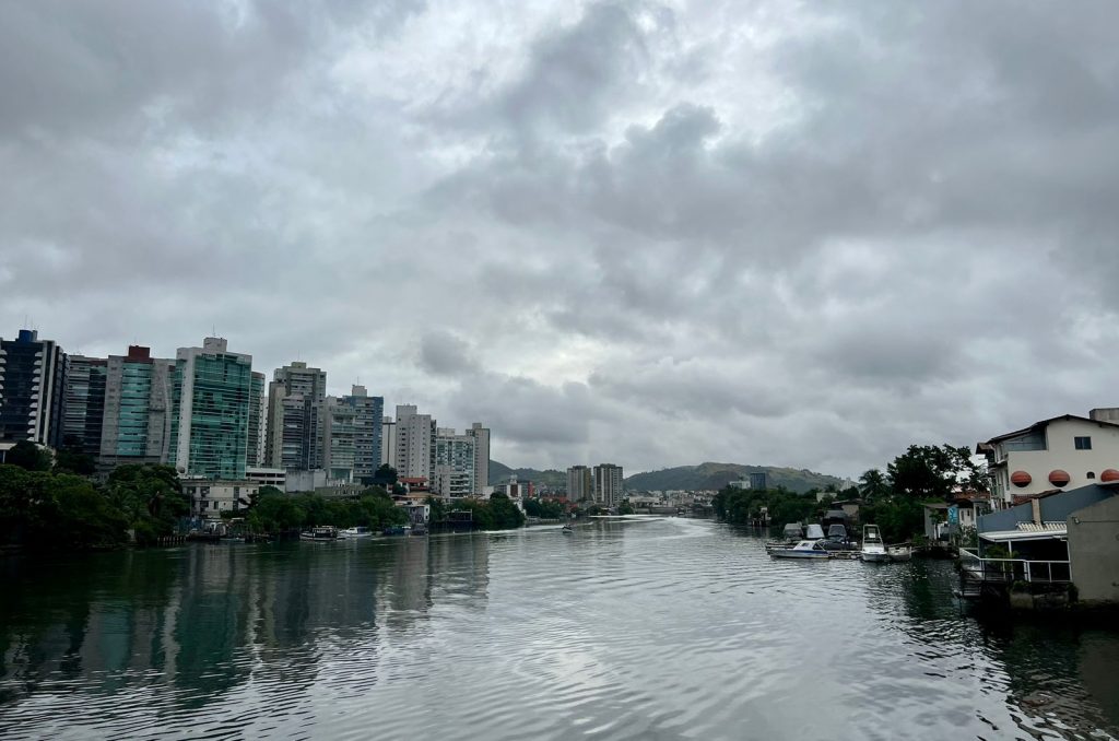 Chuva, nublado, previsão do tempo