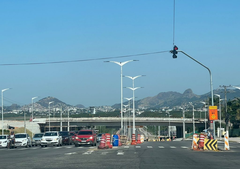 Viaduto de Carapina.