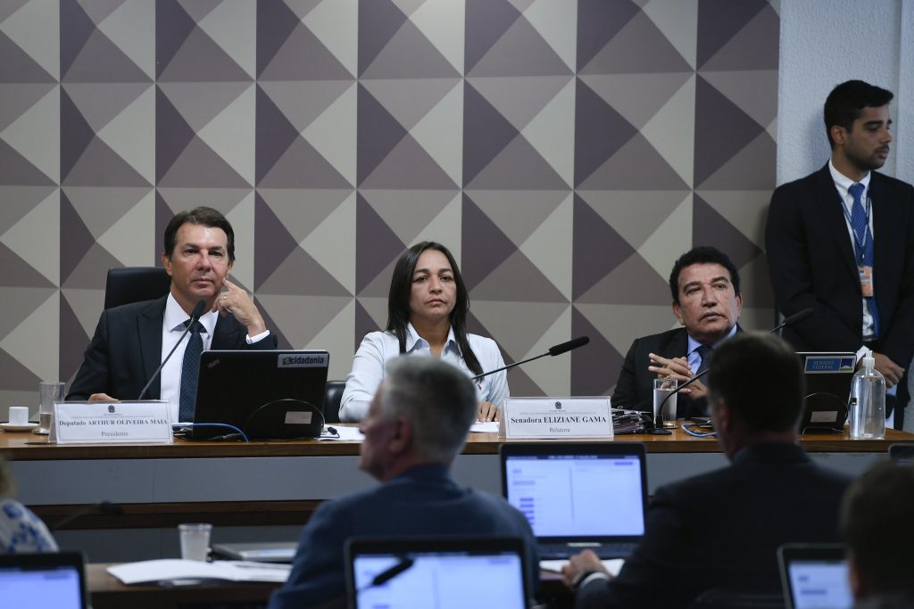 Arthur Maia, Eliziane Gama e Magno Malta. Foto: Edilson Rodrigues/Agência Senado