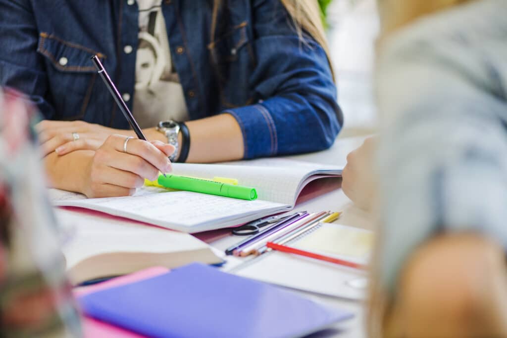 alunos; educação; escola; nossa bolsa