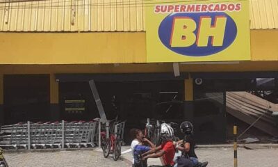 Fachada do Supermercados BH do bairro Paul, em Vila Velha. O teto desabou na tarde desta terça-feira, 23 de janeiro de 2024