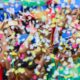 Foliões em bloco de carnaval