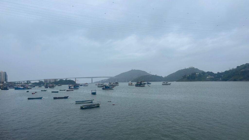 Tempo chuvoso em Vitória