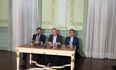 O novo secretário de Estado da Segurança Pública e Defesa Social, Eugênio Ricas, o governador do Estado, Renato Casagrande, o Álvaro Duboc em entrevista coletiva