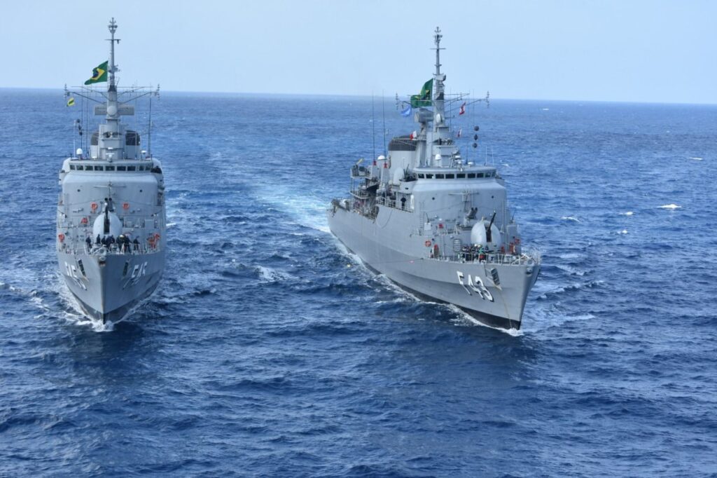 Fragata Liberal e a Fragata União, navios de Guerra da Marinha do Brasil da Classe Niterói
