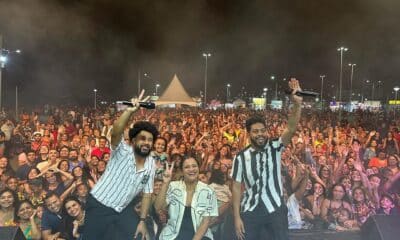 Banda Preto no Branco se apresenta em evento de Marataízes