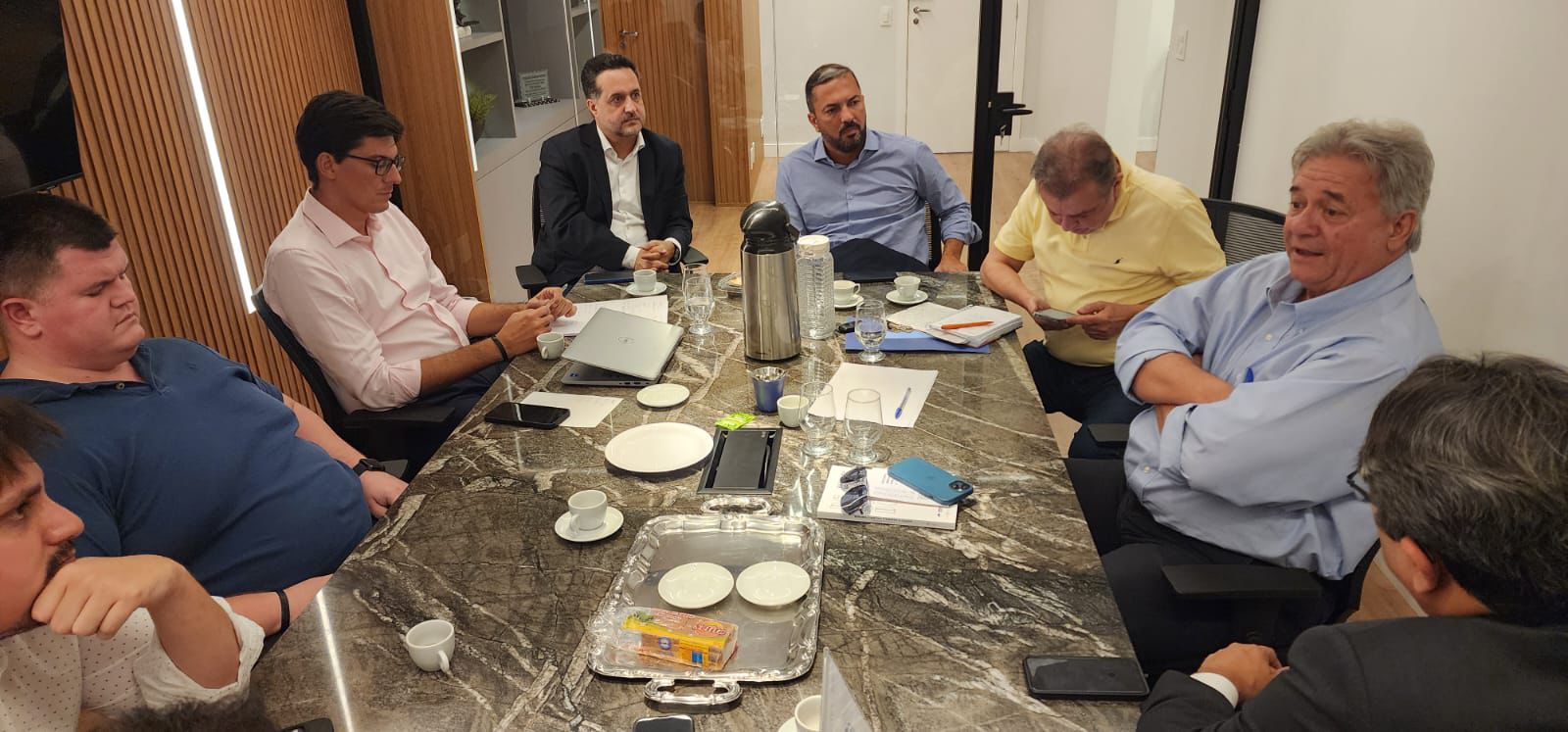 Reunião de representantes do partido da coligação de centro em formação em Vitória (21/05/2024). Foto: Mazinho dos Anjos