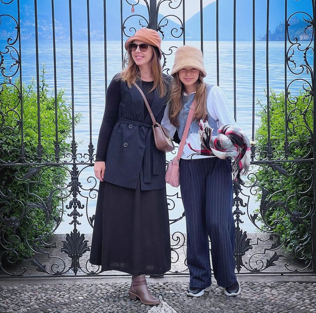Joice Belisário e a filha Maria Eduarda em viagem para a Itália