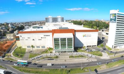 Um dos shoppings da Sá Cavalcante é o Moxuara, em Cariacica. Foto: Divulgação