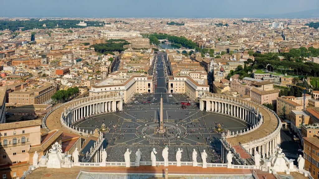 Vaticano é um dos locais mais famosos do mundo. Foto: Diliff/Wikimedia