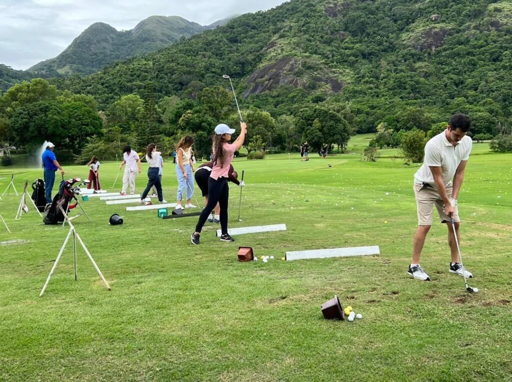 Aula no Clube Capixaba de Golfe