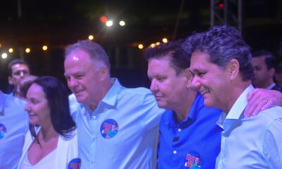 Da esquerda para a direita: Shymenne de Castro, Renato Casagrande, Eculério Sampaio e Ricardo Ferraço