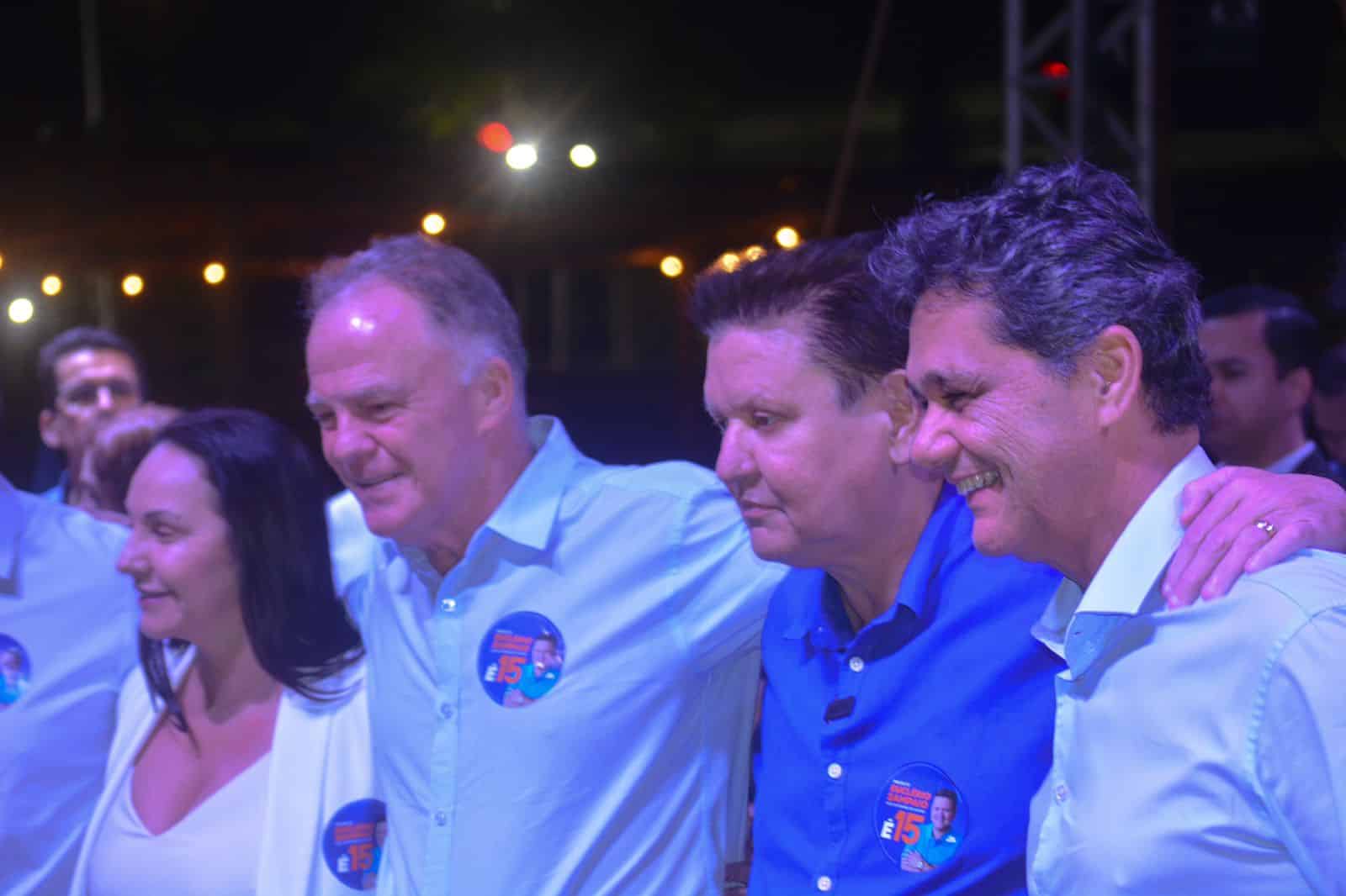 Da esquerda para a direita: Shymenne de Castro, Renato Casagrande, Eculério Sampaio e Ricardo Ferraço