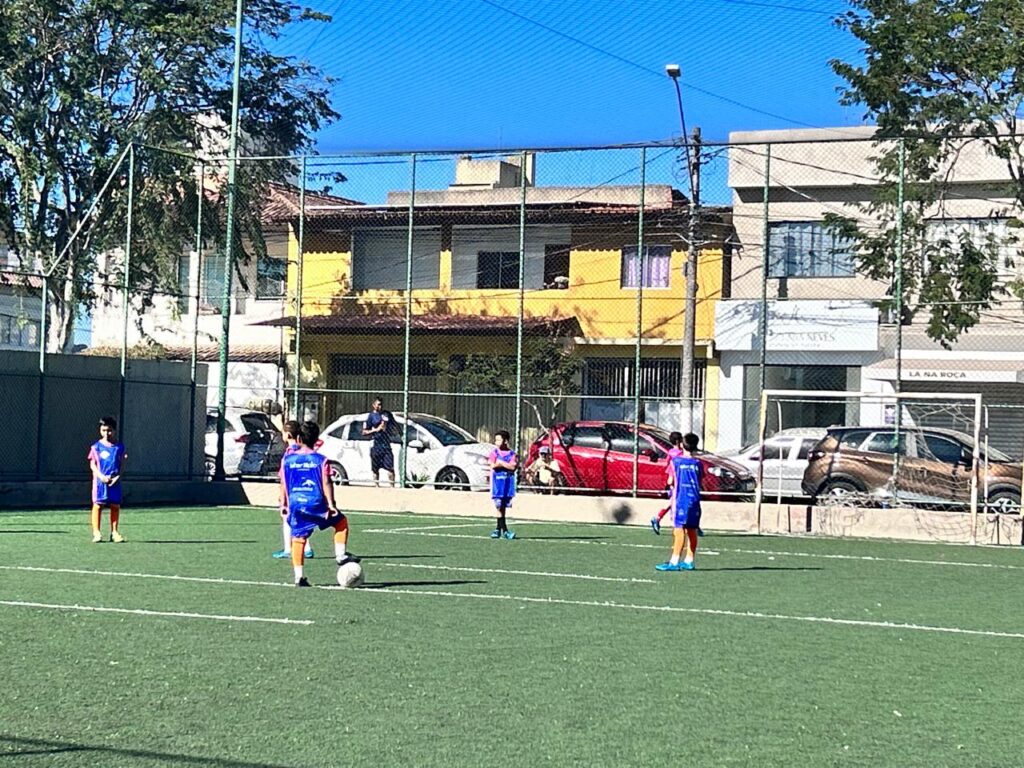 Partida de futebol no Interação Esportes