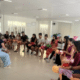 Projeto 'Tem um Bebê Chegando' capacita gestantes com aulas práticas e informativas. Foto: Reprodução/ EStúdio 360