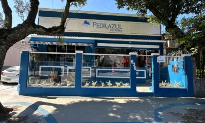 editora pedra azul