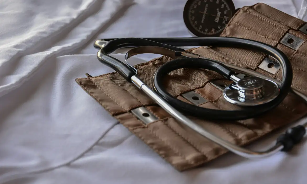 Resolução do Conselho Federal de Medicina (CFM) determina que todos os médicos que possuam qualquer tipo de vínculo com setores da indústria da saúde. Foto: Agência Brasil