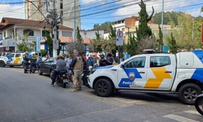 A fiscalização de motocicletas e outros veículos é fundamental para reduzir o número de infrações e promover um trânsito mais seguro. Foto: Governo do ES