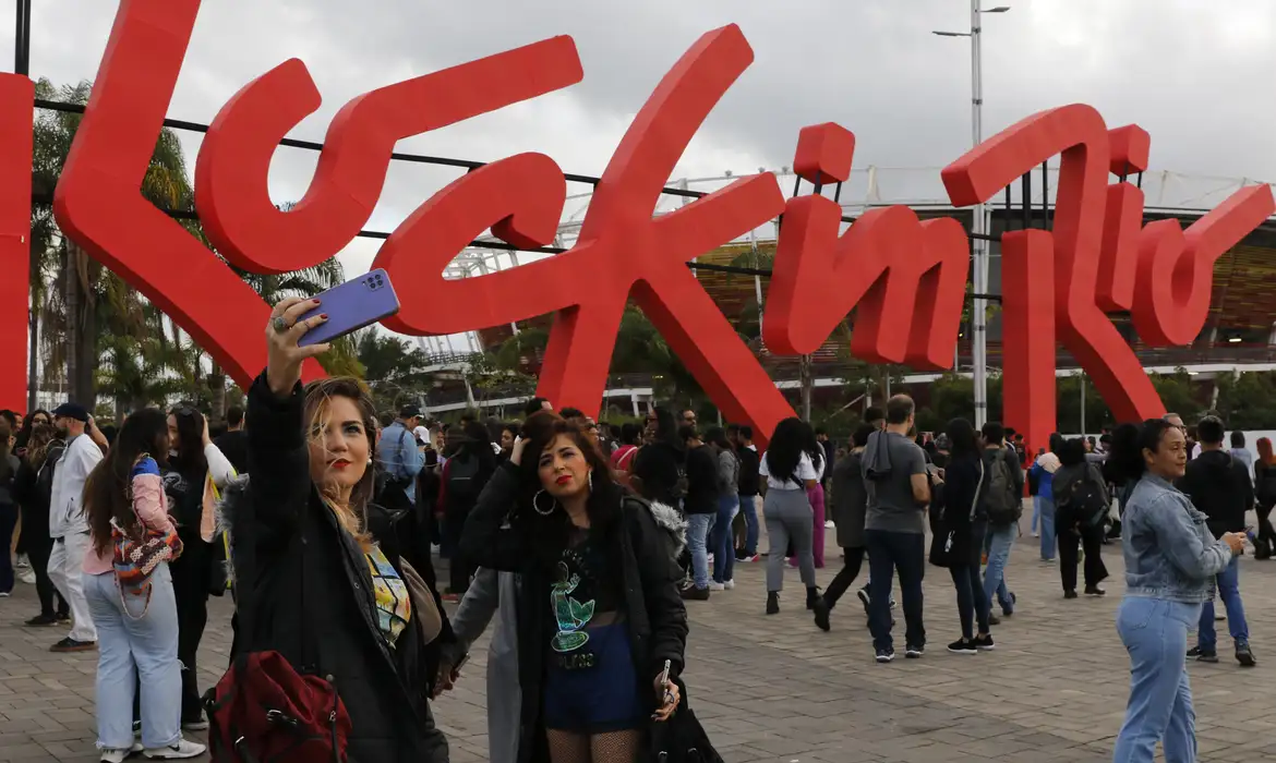 Efetivo de mais de 8 mil profissionais garante a segurança dos 700 mil participantes esperados no Rock in Rio 2024. Foto: Agência Brasil