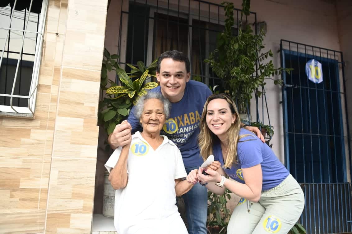 Pazolini e Cris Samorini durante campanha em Vitória (2024)