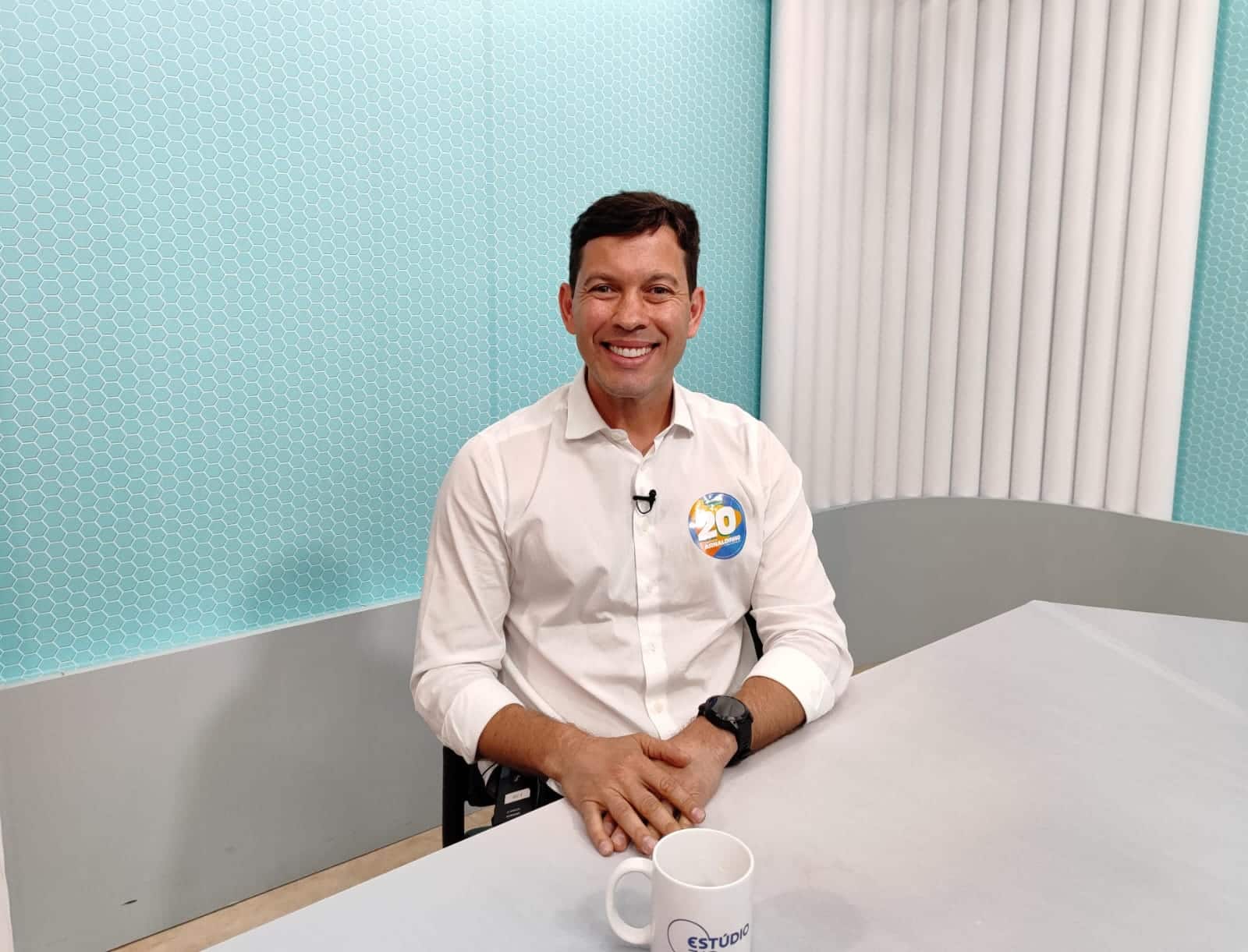 Arnaldinho Borgo foi entrevistado no EStúdio 360 durante a campanha a prefeito em 2024. Foto: Fernanda Côgo