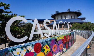 A CASACOR Espírito Santo traz 30 ambientes que unem arquitetura, cultura e inclusão, focando em um design acessível e sustentável. Foto: Reprodução/ Instagram: @casacorespiritosanto