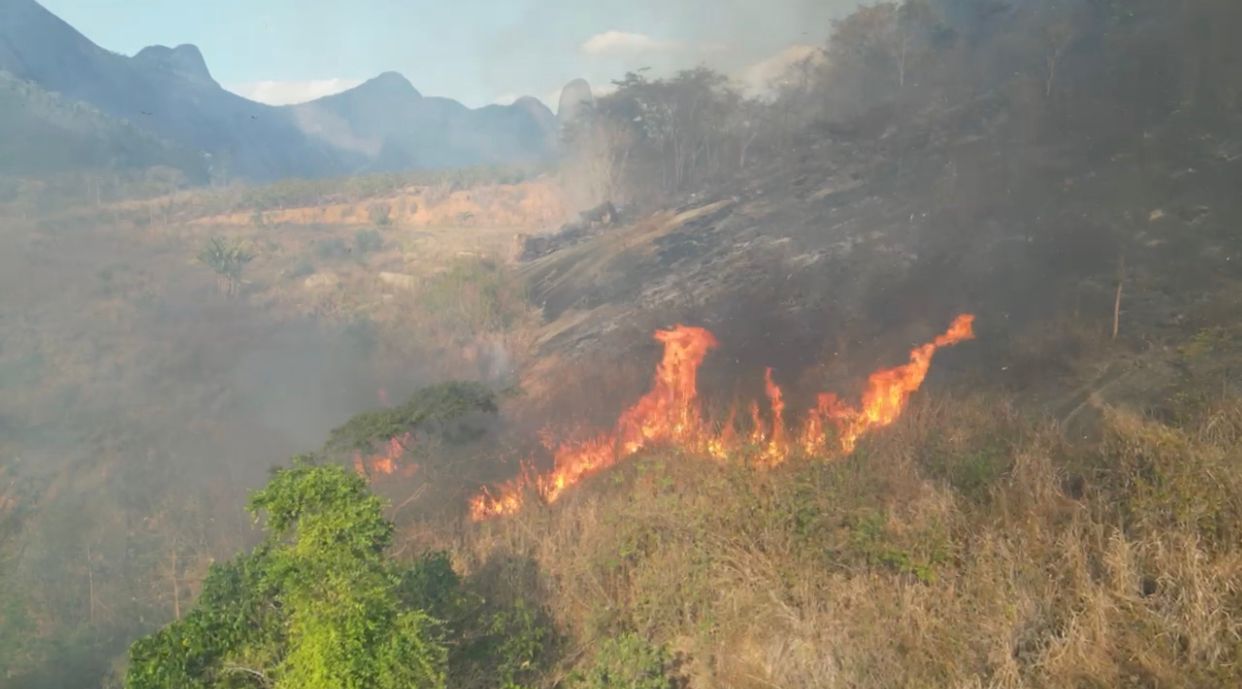 Polícia investiga incêndios criminosos no ES