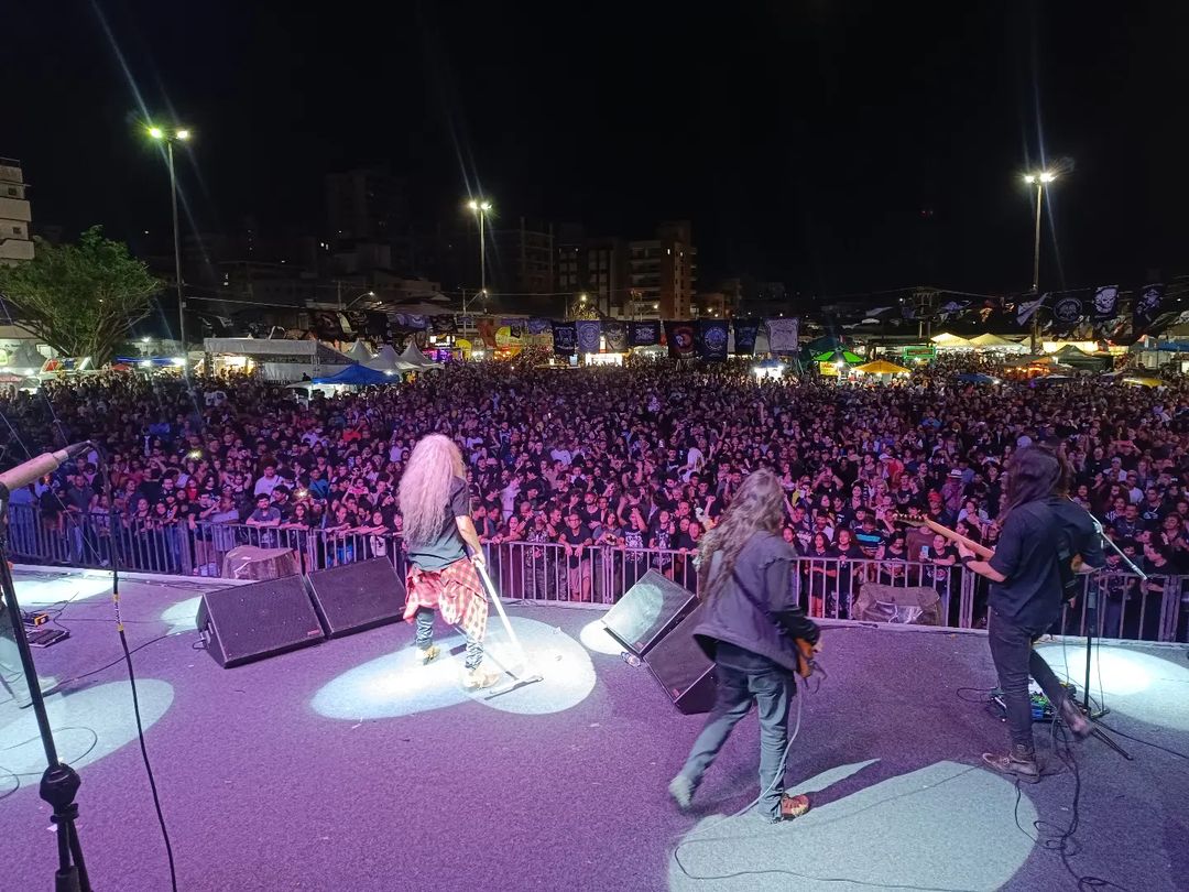 Não perca essa festa imperdível que movimenta Guarapari e atrai amantes do rock de todo o Brasil. Foto: Reprodução/ instagram: @amg_motociclistas_guarapari