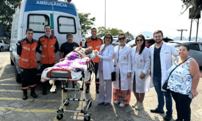 Maria da Penha realiza seu sonho de visitar o Convento da Penha, mostrando sua incrível resiliência diante das adversidades. Foto: Governo do Estado do Espírito Santo