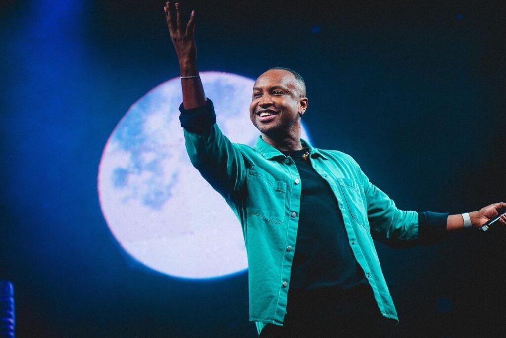 Thiaguinho irá apresentar o show da turnê Sorte. Foto: Reprodução/Instagram