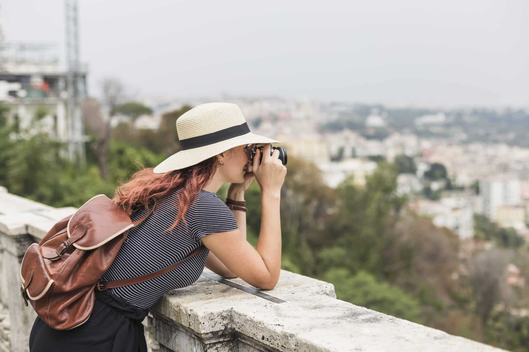 O turismo capixaba comemora o primeiro crescimento de 2024 em relação ao ano passado. Foto: Freepik