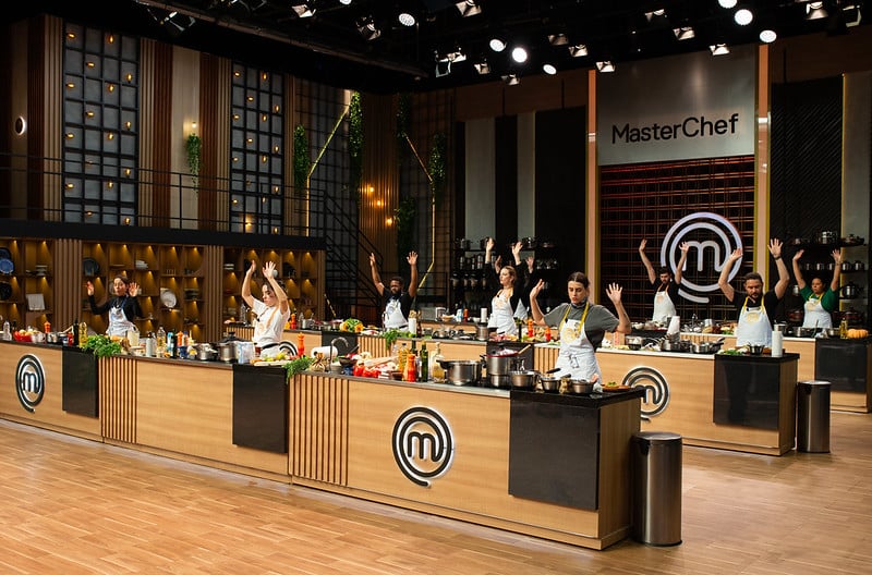 O desafio desta semana no MasterChef Brasil promete tensão e criatividade na cozinha, com ingredientes regionais e a busca pela combinação perfeita de sabores. Foto: Divulgação