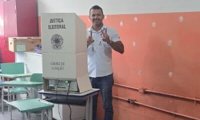 Vereador Fred (PDT) vota no 2º turno na Serra