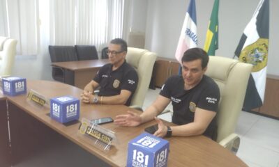 José Darcy Arruda e Rodrigo Sandi Mori em coletiva de imprensa na sede da Polícia Civil