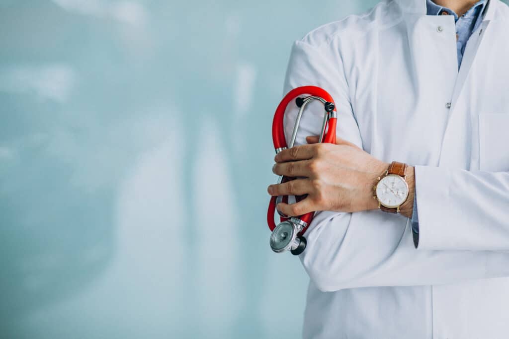 Nos dias 8 a 10 de outubro, o Espírito Santo receberá o European Trauma Course, um marco na qualificação de nossos profissionais de saúde. Foto: Freepik