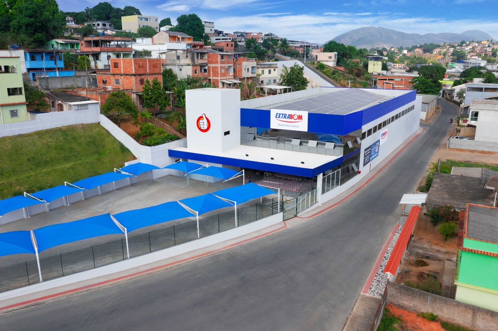 A inauguração da nova loja Extrabom em Nova Bethânia, Viana, marca mais um passo na expansão do Grupo Coutinho. Foto: Divulgação