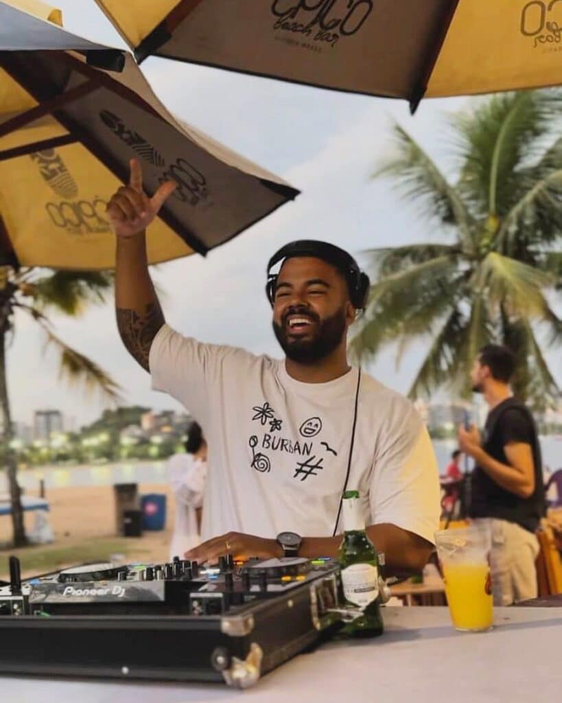 DJ Luuh será atração no Réveillon do Épico Beach Bar.