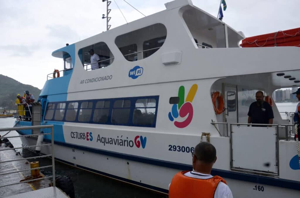 Embarcação Morro do Moreno do Sistema Aquaviário chega a Grande Vitória