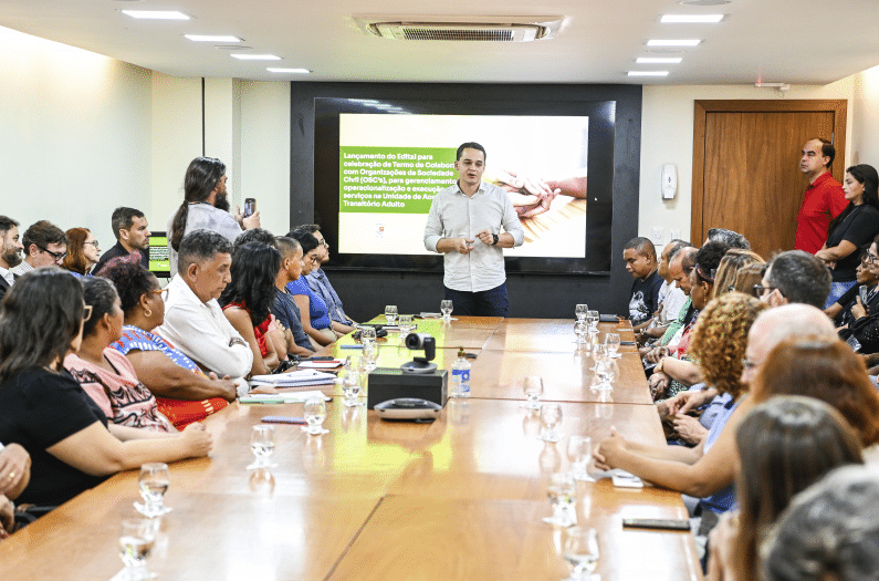 Prefeito de Vitória, Lorenzo Pazolini, lança edital de Termo de Colaboração com OSC