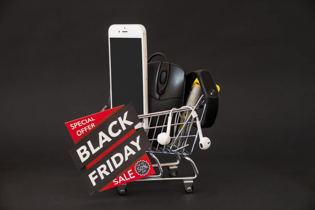 Alta demanda por eletrônicos na Black Friday é puxada principalmente pelas TVs. Foto: Freepik