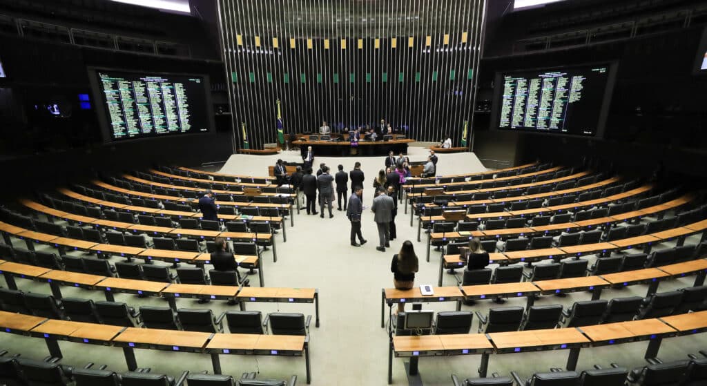 Projeto da escala 6×1 agora irá tramitar na Câmara dos Deputados. Foto: Lula Marques/ Agência Brasil